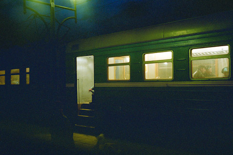 Fahrt im Schlafwagen Typ "Tourist T3" von Bratislava nach Lviv. (Ukraine, Februar 2002)